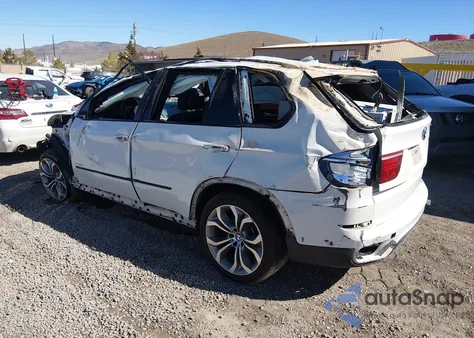 2012 BMW X5 xDrive50I z USA, uszkodzony, nr VIN 5UXZV8C54CL423468